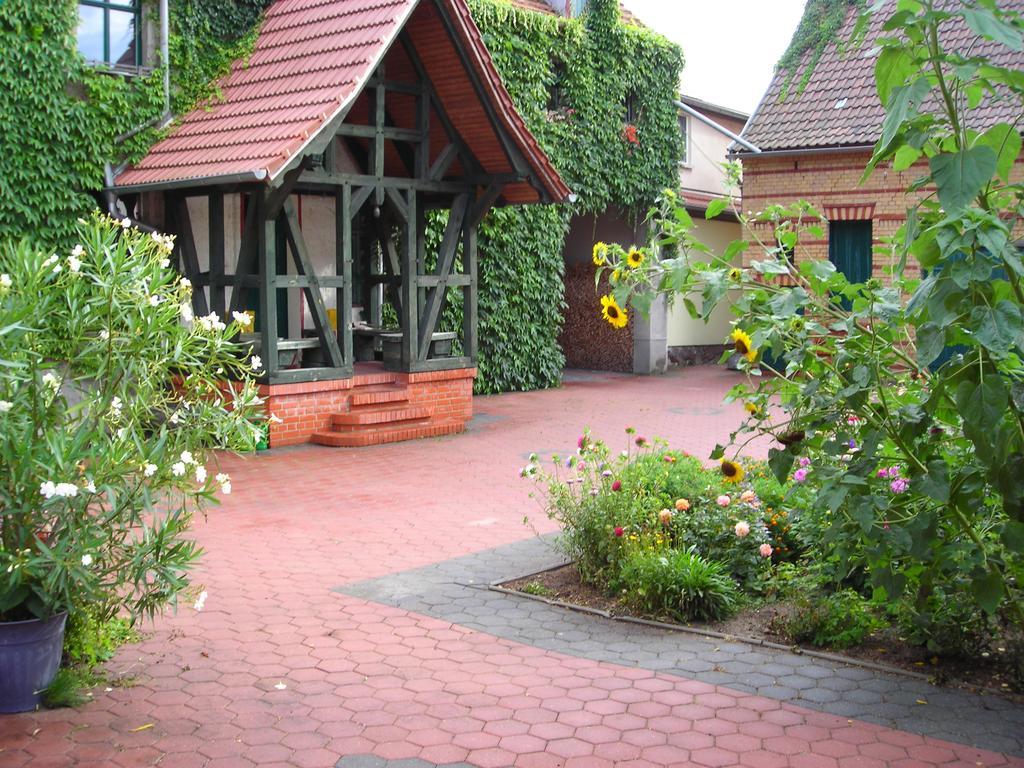 Ferienwohnung Auf Ehem. Alten Bauernhof Liebenwalde エクステリア 写真
