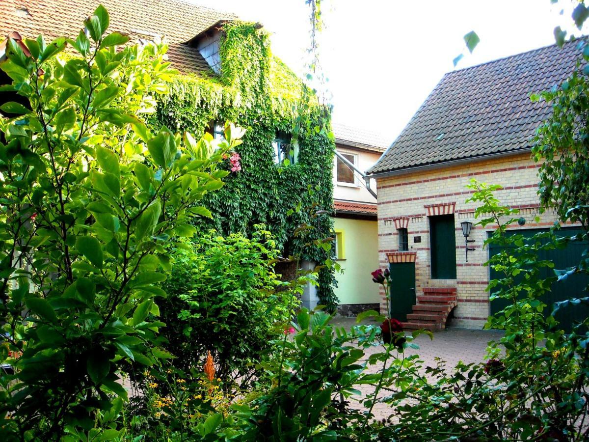 Ferienwohnung Auf Ehem. Alten Bauernhof Liebenwalde エクステリア 写真