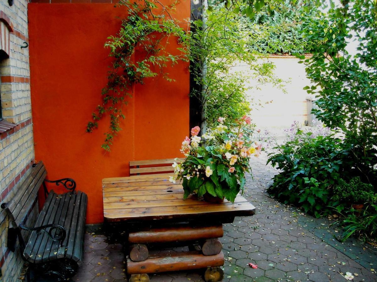 Ferienwohnung Auf Ehem. Alten Bauernhof Liebenwalde エクステリア 写真